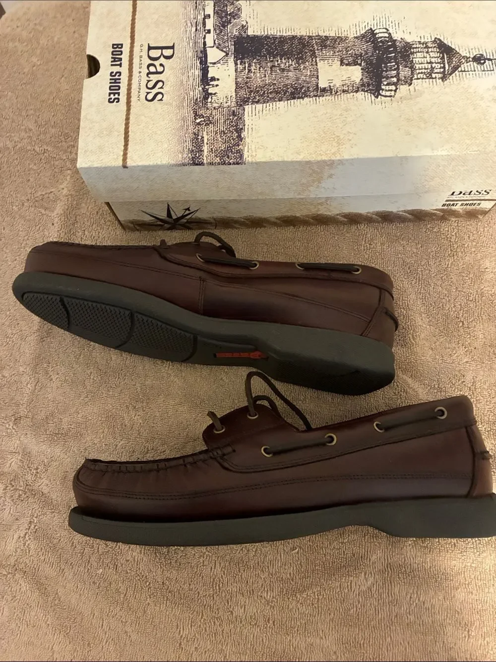 Men’s G H Bass size 13W Men's Dark Brown Leather Boat Shoes with Red Insoles‎